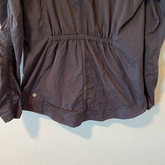 Lululemon Gather And Sprint Running Windbreaker Rain Jacket: Black Size 12 - Picture 11 of 16
